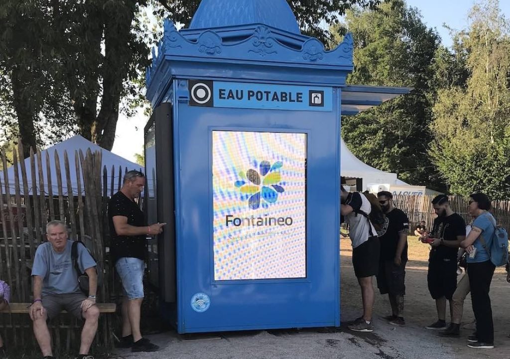 fontaine-a-eau-belfort-festivales-fontaineo Une fontaine à eau installée à l'occasion des Eurockéennes de Belfort en 2019 par Fontaineo